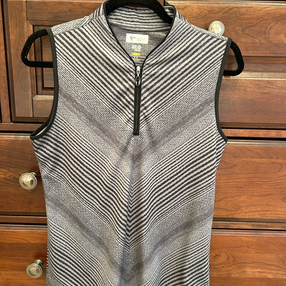 Women’s Gregg Norman, golf shirt, size med